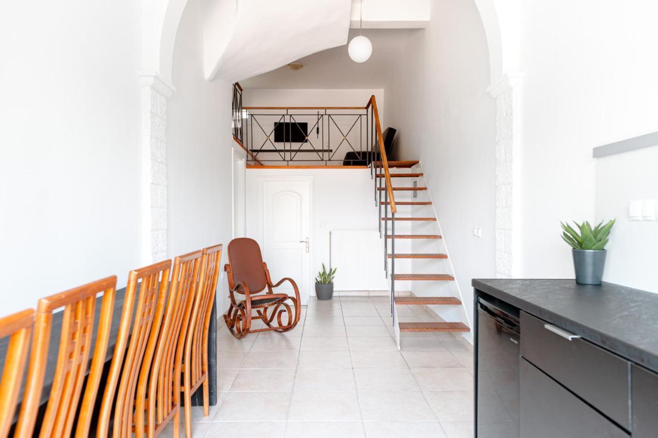 A&D Houses No3 Patras Exterior photo
